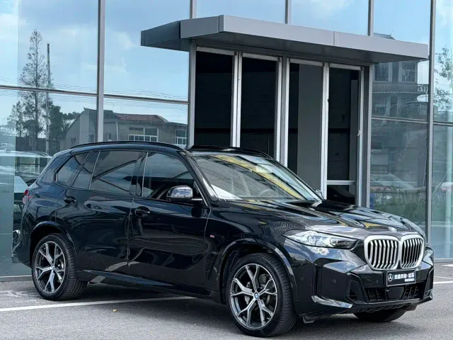 BMW X5 — Фото автомобиля 3