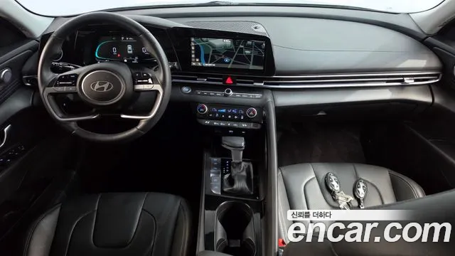 Hyundai Avante CN7 — Фото автомобиля 10