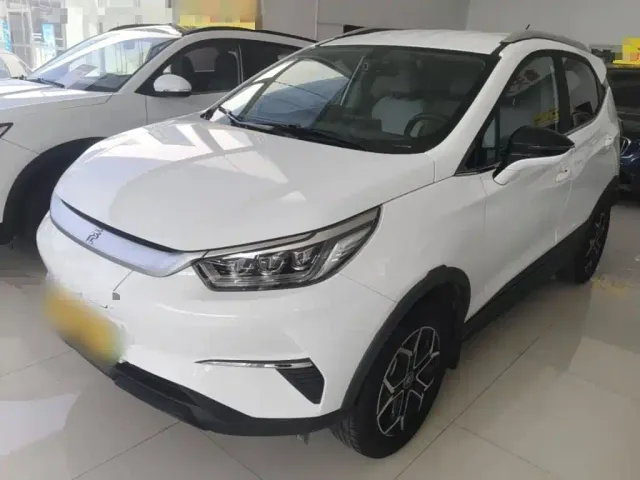 Фотография автомобиля — BYD Yuan Pro