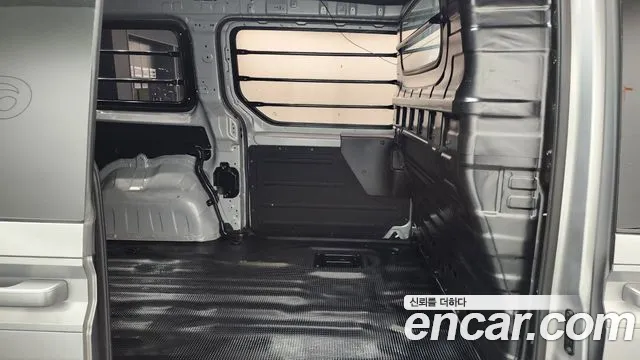 Hyundai Staria Staria Карго 3 места — Фото автомобиля 11