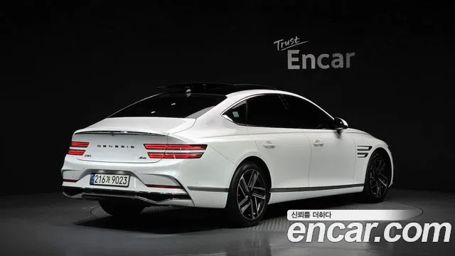 Genesis G80 Бензин 2.5 турбо AWD — Фото автомобиля 2