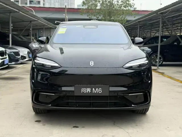 Aito M6 — Фото автомобиля 2