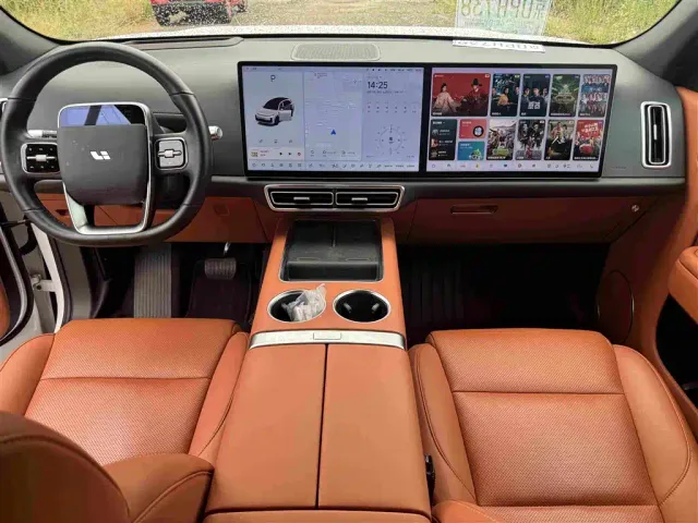 Li Auto L7 — Фото автомобиля 8