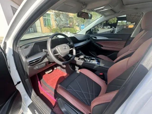 Changan Eado — Фото автомобиля 10