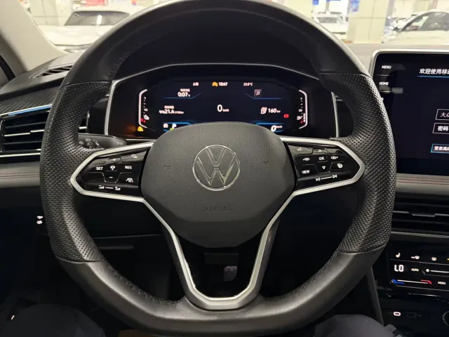 Volkswagen Tiguan L PHEV — Фото автомобиля 5