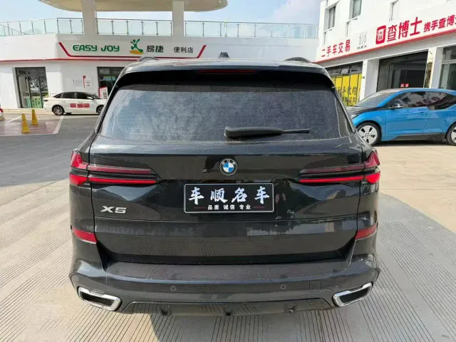 BMW X5 — Фото автомобиля 4
