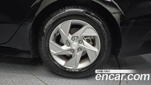 Hyundai Sonata Sonata Edge(DN8) 2.0 LPG(Для проката) — Фото автомобиля 21
