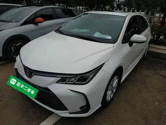 Фотография автомобиля — Toyota Corolla