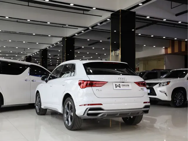 Audi Q3 — Фото автомобиля 13