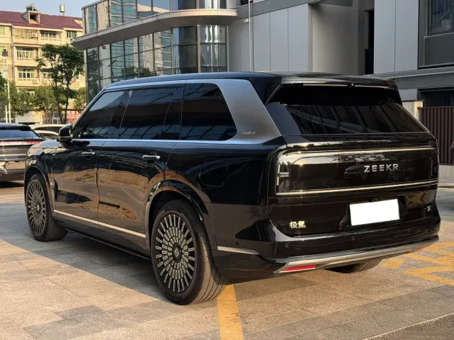 ZEEKR Zeekr 9X 2025 Max Edition — Фото автомобиля 6