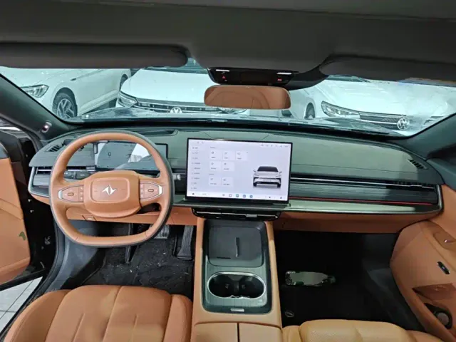 Dongfeng eπ 007 — Фото автомобиля 9