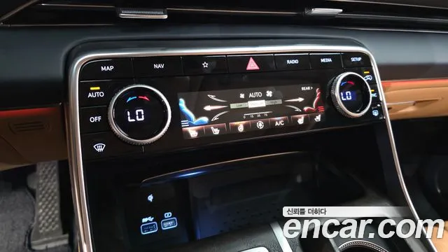 Genesis GV80 — Фото автомобиля 17