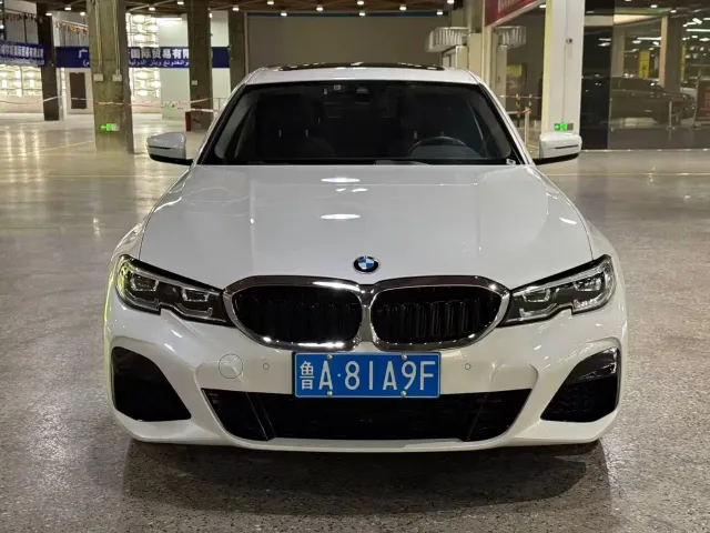 BMW 3 Series — Фото автомобиля 2