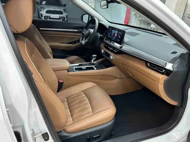 Nissan Teana — Фото автомобиля 18