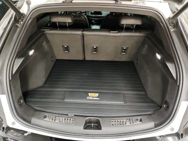 Cadillac XT4 — Фото автомобиля 18