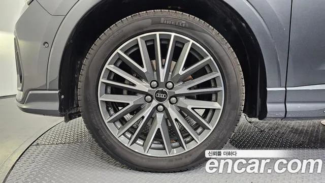 Audi Q3 35 TDI quattro Premium — Фото автомобиля 5
