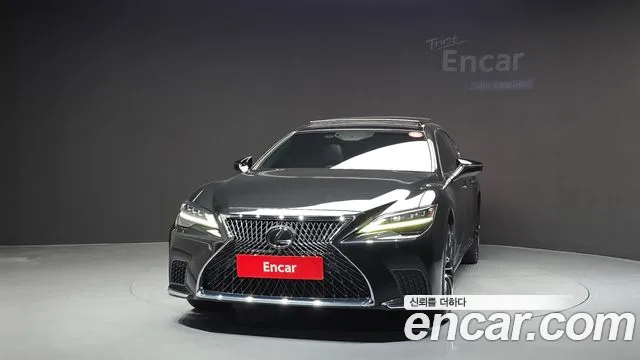Lexus LS LS500 5th Gen — Фото автомобиля 3