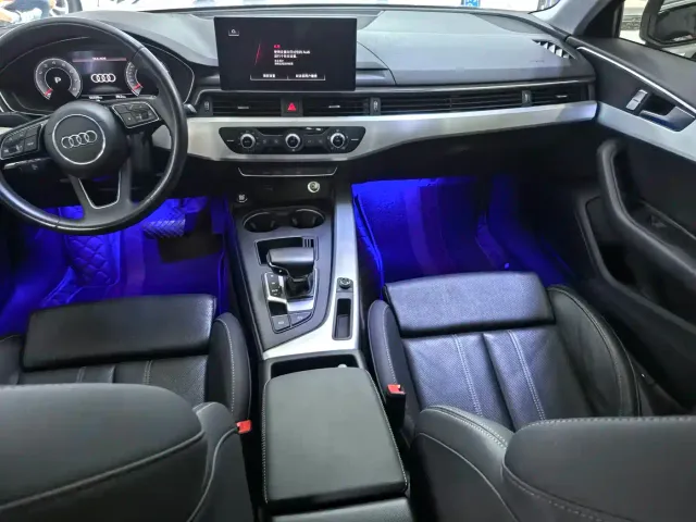Audi A4L — Фото автомобиля 12