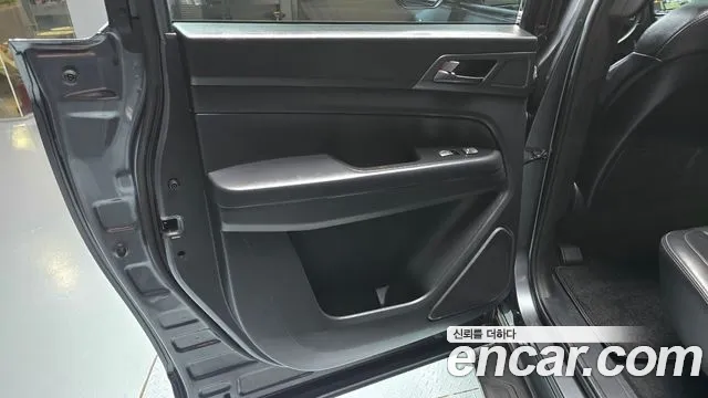 KG_Mobility_Ssangyong Rexton Новый Rexton Sport Дизель 2.2 4WD — Фото автомобиля 23