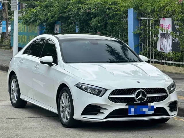 Mercedes-Benz A-Class — Фото автомобиля 3