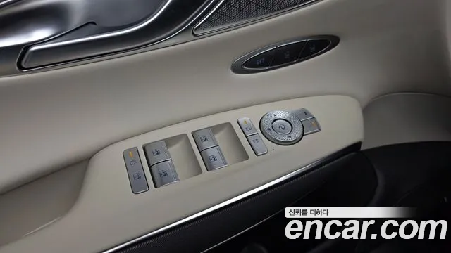 Genesis GV70 2.5T Бензин AWD — Фото автомобиля 26