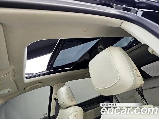 Cadillac XT5 — Фото автомобиля 12