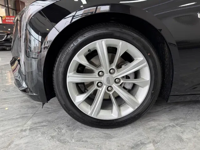 Cadillac CT5 — Фото автомобиля 7