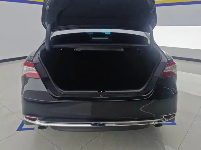 Toyota Camry 2023 2.5G Luxury Edition — Фото автомобиля 4