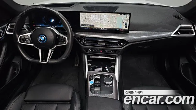 BMW i4 — Фото автомобиля 10