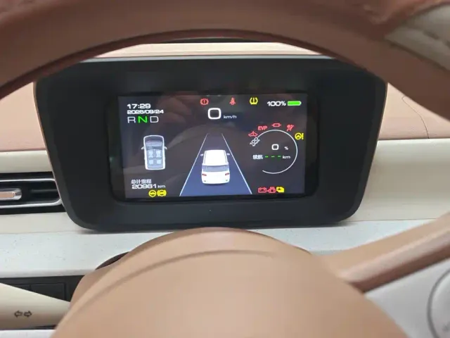 Wuling Hongguang Mini EV — Фото автомобиля 14