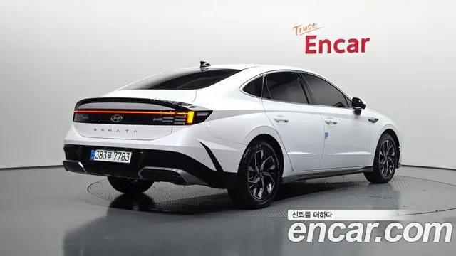 Hyundai Sonata — Фото автомобиля 2