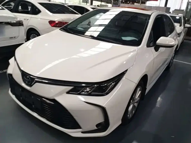 Фотография автомобиля — Toyota Corolla