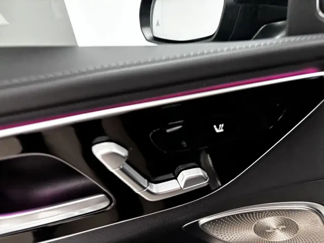 Mercedes-Benz C-Class — Фото автомобиля 11