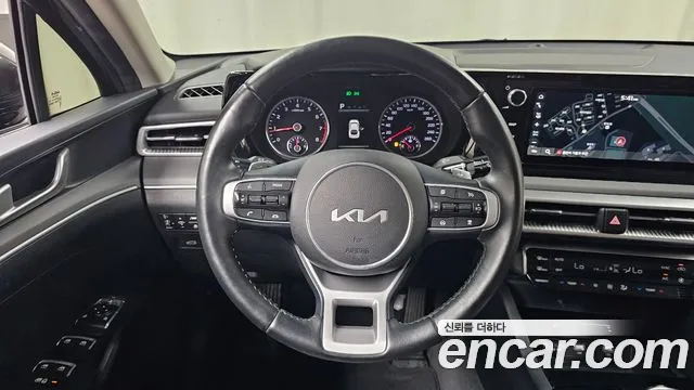 Kia K5 K5 3 поколение 2.0 LPI(Для проката) — Фото автомобиля 13