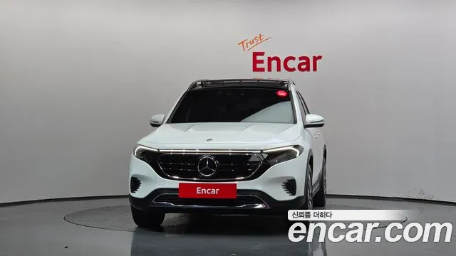 Mercedes-Benz EQB X243 — Фото автомобиля 3