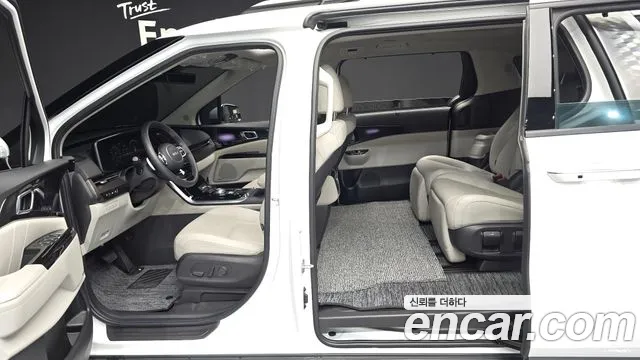 Kia Canival Carnival 4 поколение Бензин 7 мест Signature — Фото автомобиля 11