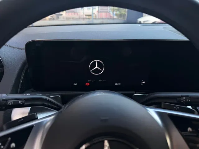 Mercedes-Benz GLB-Class — Фото автомобиля 26