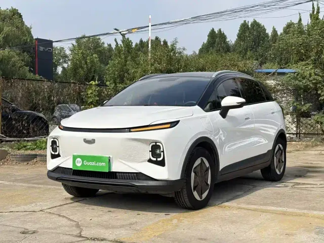 Фотография автомобиля — Geely Geometry E Firefly