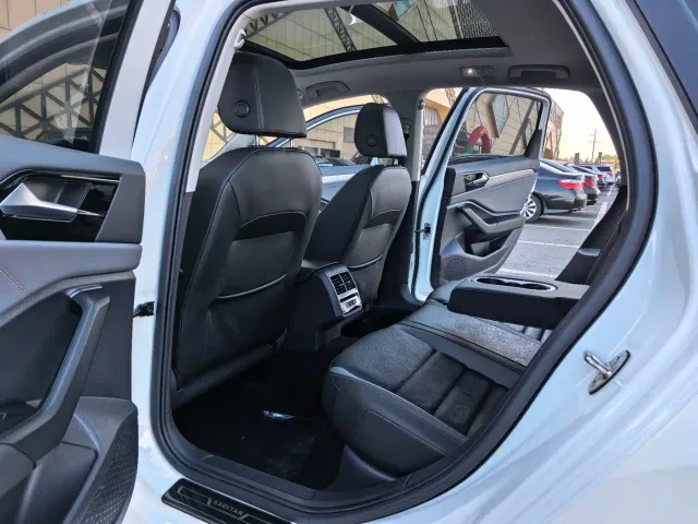Volkswagen Sagitar — Фото автомобиля 13