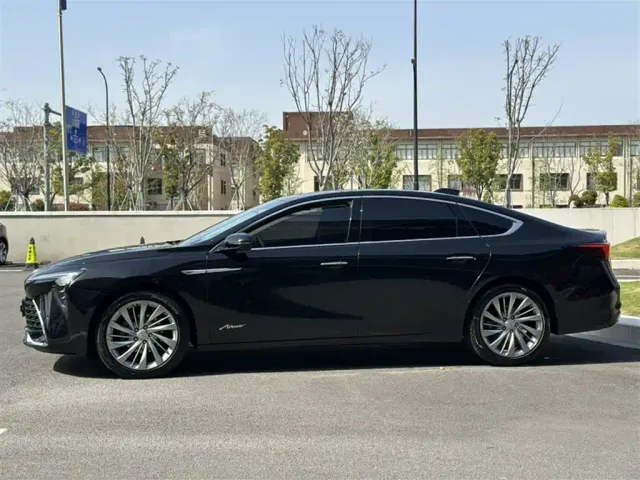 Buick LaCrosse — Фото автомобиля 6