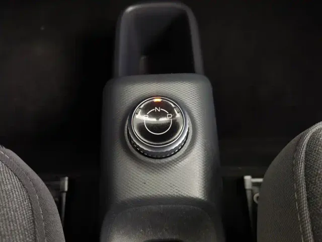 Wuling Zhiguang NEV — Фото автомобиля 13
