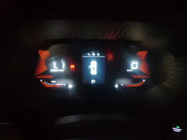 Wuling Asta — Фото автомобиля 3