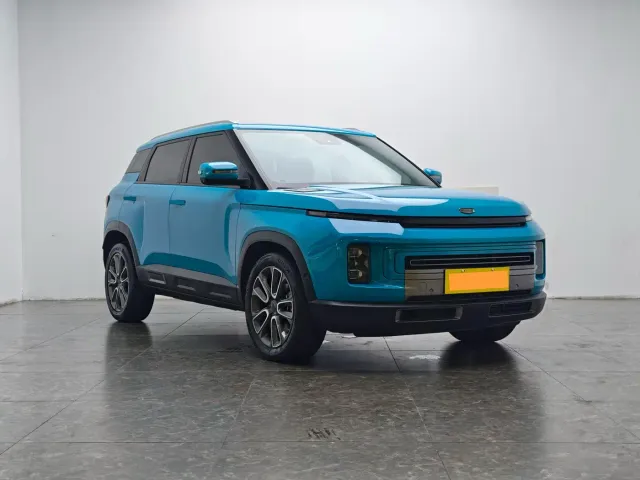 Geely ICON — Фото автомобиля 2