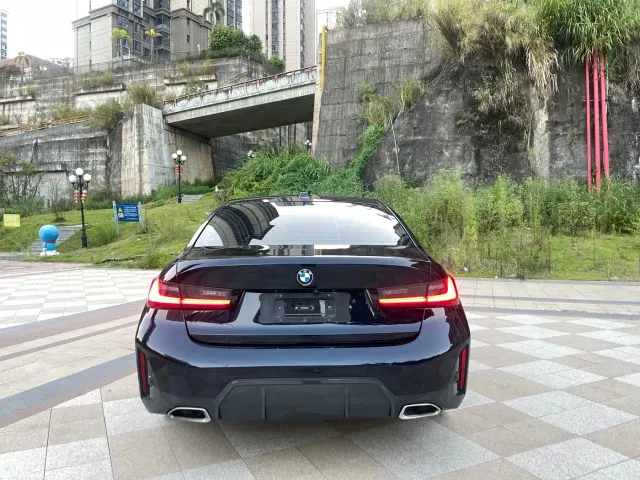 BMW 3 Series — Фото автомобиля 13