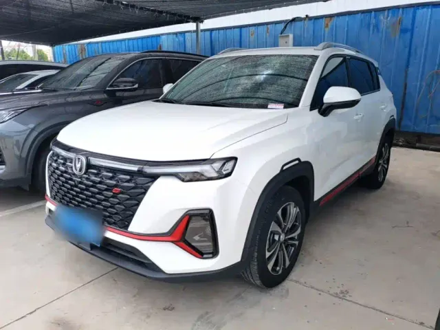 Фотография автомобиля — Changan CS35 Plus