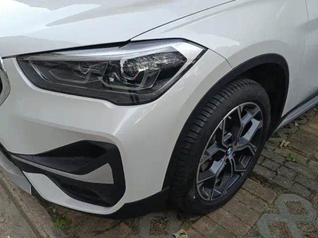 BMW X1 — Фото автомобиля 5
