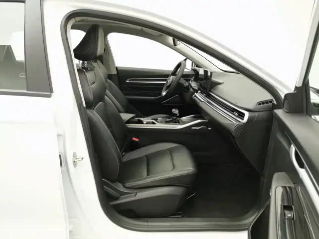 Geely Emgrand — Фото автомобиля 23