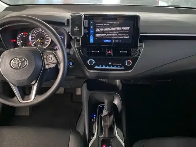 Toyota Corolla — Фото автомобиля 5