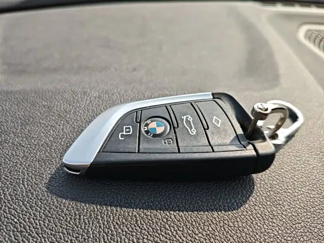 BMW 3 Series — Фото автомобиля 12