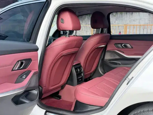 BMW 3 Series — Фото автомобиля 6